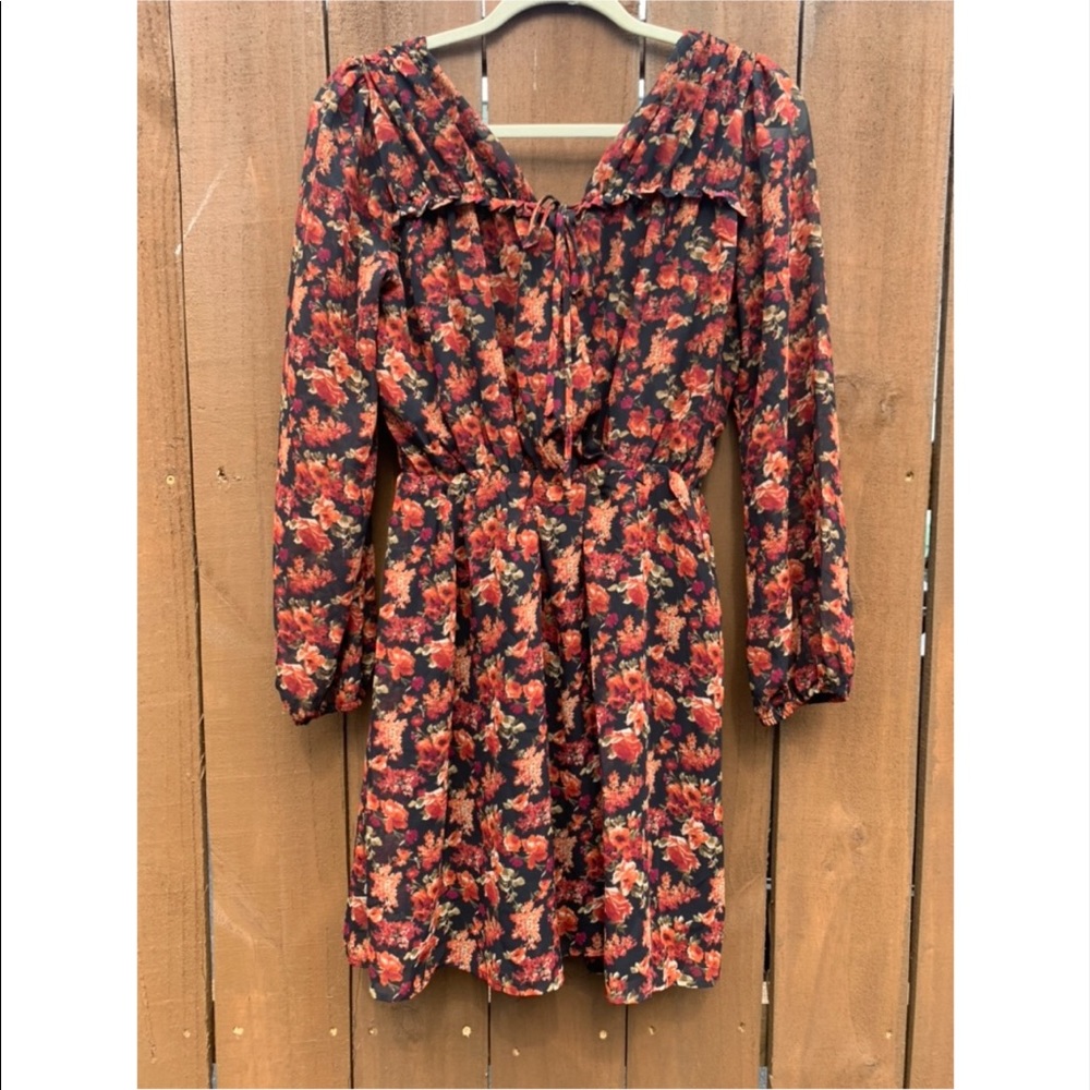 Doe & Rae, Size Medium - Picture 3 of 3